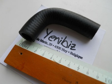 Tubo del pompa acqua - Kubota : A-155, A-175, A-195, A15, A17, A19, B1-16, B1-17, B40, B72, B1550, B1600, B1702, B1750, B1902, GB15, GB16(F), GB18(F), GB20(F), GB150, GB160, GB170, GB180, GB200, KB, L1-18, L1-20, L1-22, L1-24, L1-185, L1-195, L1-205, L1-215, L1-225, L1-235, L1-245, L1-255, L1802, L2002, L2202, L2402, L2550, L2850, L3250, LSerie
Zen-Noh : ZB1600, ZB1702, ZB1902
