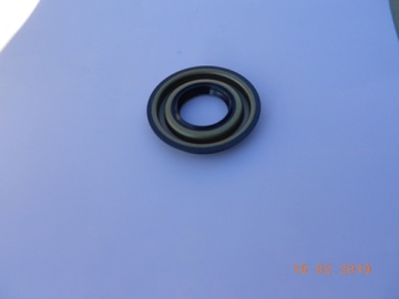 Giunto ponte posteriore Kubota - Kubota : A-155, A-175, A-195, A15, A17, A19, Aste, B1-14, B1-15, B40, B1200, B1400, B1402, B1500, B1502, B4200, B5100, B6001, B6100, B7000, B7001, B7100, XB1
Zen-Noh : ZB1200, ZB1400, ZB1402, ZB1500, ZB1502, ZB5100, ZB6001, ZB6100, ZB7000, ZB7001, ZB7100
